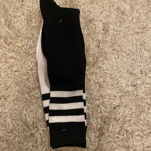 High socks - Picture 4 of 4